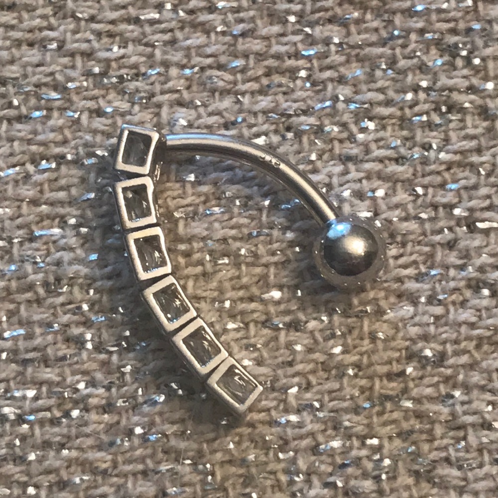 Belly button bling - Picture 2 of 7